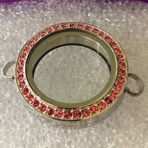 Locket with pink Swarovski crystals. Silver tone. Origami Owl